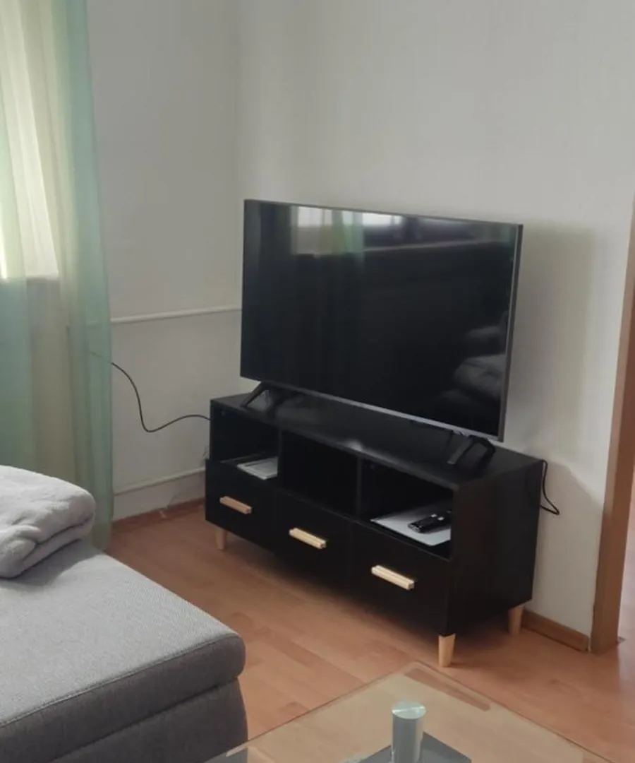 Schoene 3 Zi. Ferienwohnung Vor Den Toren Frankfurt 德莱艾希 公寓