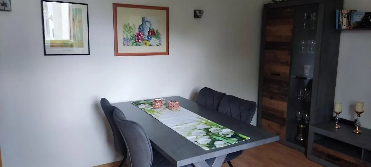 Schoene 3 Zi. Ferienwohnung Vor Den Toren Frankfurt Dreieich 0*,